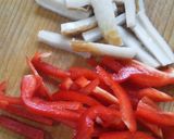 お弁当に♪パプリカとちくわのおかか炒め作り方1写真