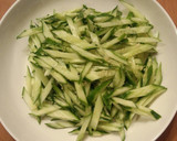 タコのうまみたっぷり　夏のさっぱりサラダ作り方1写真