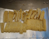 大根の皮と人参と油揚げの豆板醤炒め作り方1写真
