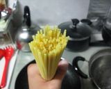 黒オリーブとズッキーニのトマトパスタ作り方2写真