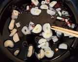 冷凍イカとアスパラのオイスターバター炒め作り方2写真