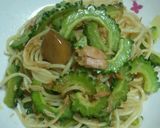 簡単☆ゴーヤとツナのにんにく醤油パスタ作り方3写真