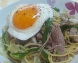 簡単一人ご飯☆塩麹焼きそば作り方4写真