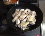 鶏とエシャレットの生クリームスープ仕立て作り方3写真