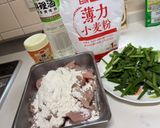 ニラ玉胸肉入り炒め作り方1写真
