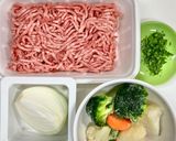 山本ゆりさん☆レンジで煮込みハンバーグ作り方1写真