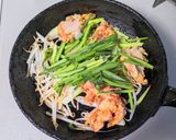 鶏の唐揚げニラもやし炒め作り方6写真