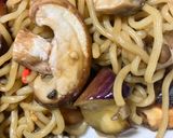 簡単　屋台の焼きそば（きのこ）作り方12写真