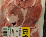 激安 豚こま肉と茸のホワイトストロガノフ作り方1写真