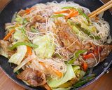 濃厚オイスター肉野菜炒めビーフン😋作り方7写真