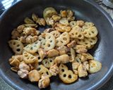 ご飯がすすむ♡蓮根と鶏もも肉の甘辛炒め作り方6写真