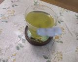 温かい緑茶の色止めにも！氷少量作り方1写真