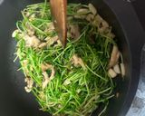 豆苗ときのこと玉子の　中華炒め作り方8写真