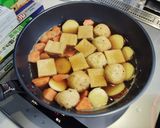 サツマイモと厚揚げの煮物作り方3写真