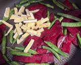 ビーツと野菜と油揚げの甘辛炒め作り方3写真