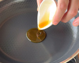 簡単10分！豚バラと水菜のうま炒め作り方2写真