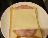 レンジで作る簡単ハムチーズ食パン作り方1写真