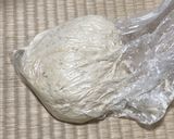 ミートソースのチーズ乗せパンフォカッチャ作り方1写真