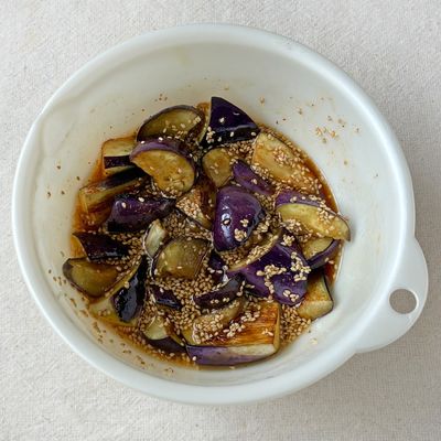 焼ナスじゅわ～！なすとレタスの中華サラダ by moj