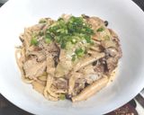 超簡単!豚肉とキノコの味噌クリームパスタ作り方8写真