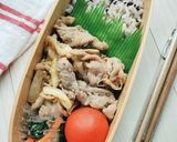簡単！お弁当♬豚こまで柔らか味噌マヨ炒め作り方4写真