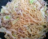 簡単夕食昼食ワンパンでキャベツ挽肉もやし焼きそば作り方6写真