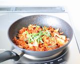 黄金の味で手軽に【豚キムチ（焼肉のたれ）作り方3写真