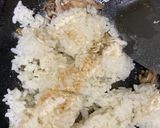 焼き飯　ベーコン、醤油味　目玉焼き添え作り方3写真