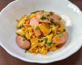 ウインナーと卵🥚の麺つゆマヨ炒め😃作り方3写真