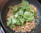簡単！生鮭で作る鮭レタスチャーハン作り方6写真