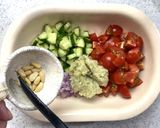玉ねぎ麹でおいしい！ロミロミサーモン丼作り方3写真