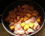 鶏肉とかぼちゃのごま味噌煮作り方3写真