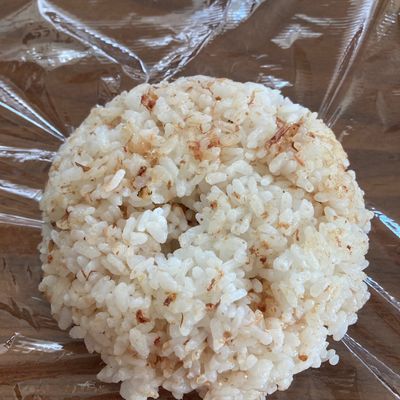 3分|おかかおにぎりkatsuobusi by ゆりセンセ 【クックパッド】 簡単