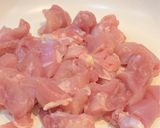 今日の夕飯に♩鶏肉と蓮根の味噌バター炒め作り方1写真