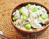 旨みたっぷり、楽うま『枝豆と塩昆布の混ぜごはん』作り方2写真