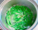三度豆と油揚げとごぼう天の煮物作り方4写真