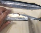 生秋刀魚の下処理♪簡単な内臓の取り方🐟作り方4写真