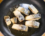 さばときのこのバタポンみぞれ和え😋作り方3写真
