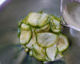 簡単美味！♫ズッキーニの甘酢マヨソース♫作り方3写真