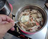 豆腐とカニカマの中華スープ作り方2写真