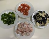夏にさっぱり♪鶏肉と夏野菜の甘酢炒め作り方1写真