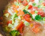 こま切り野菜のチーズかけ雑炊作り方1写真