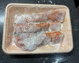 ワンパンで簡単！生鮭とキノコの甘めな照り焼き作り方4写真