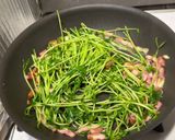 豆苗ベーコンのナンプラー炒め作り方6写真