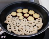 【豚こま蓮根とさつまいもの甘酢炒め】ご飯が進む♪作り方4写真