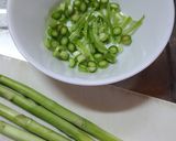 グリーンアスパラの釜玉バター醤油パスタ作り方1写真