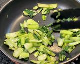 鶏肉とチンゲン菜の梅炒め作り方10写真