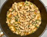 鶏もも肉ともやしのピリ辛炒め煮作り方5写真