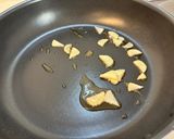 ぼんじり入り塩焼きそば。作り方1写真