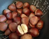 同時に簡単！炊飯器で米と一緒に生栗を蒸す方法作り方3写真